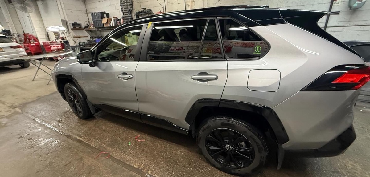 After: Toyota RAV4 side panels straight and repainted